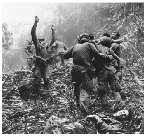 Terugroepen ironie Oxide Vietnam War soldiers